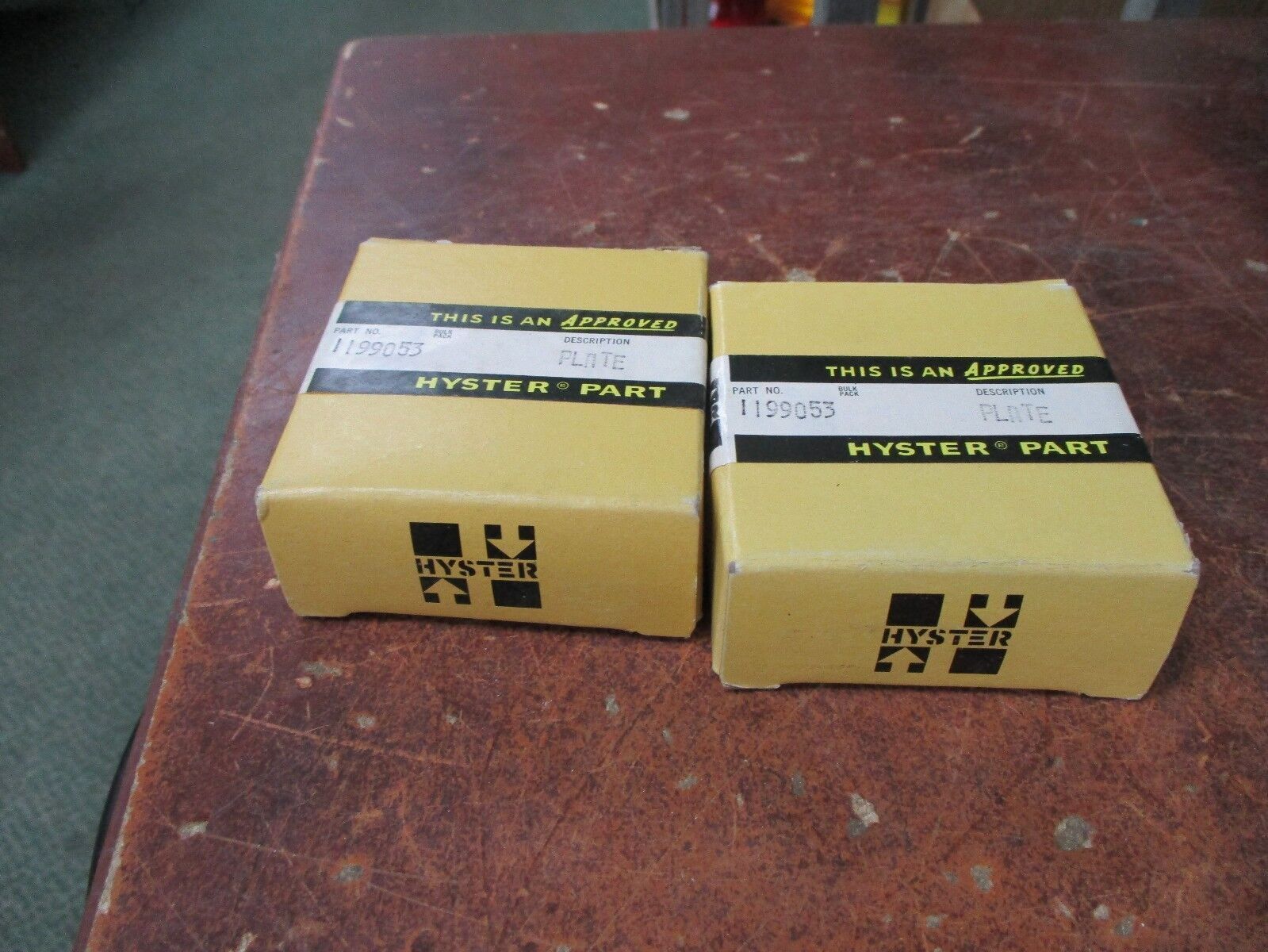 Hyster Plate 1199053 *Lot of 2* New Surplus
