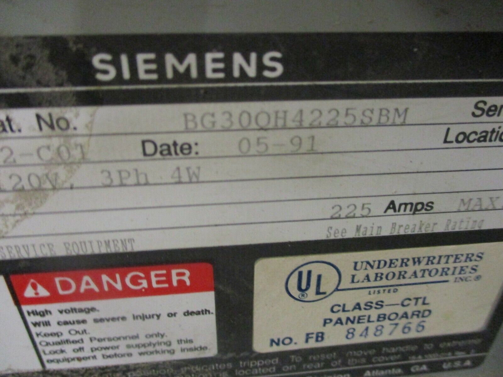 Siemens Main Breaker Panel BG30QH4225SBM 225A Main 208Y/120V 3Ph 4W 30-Slot Used