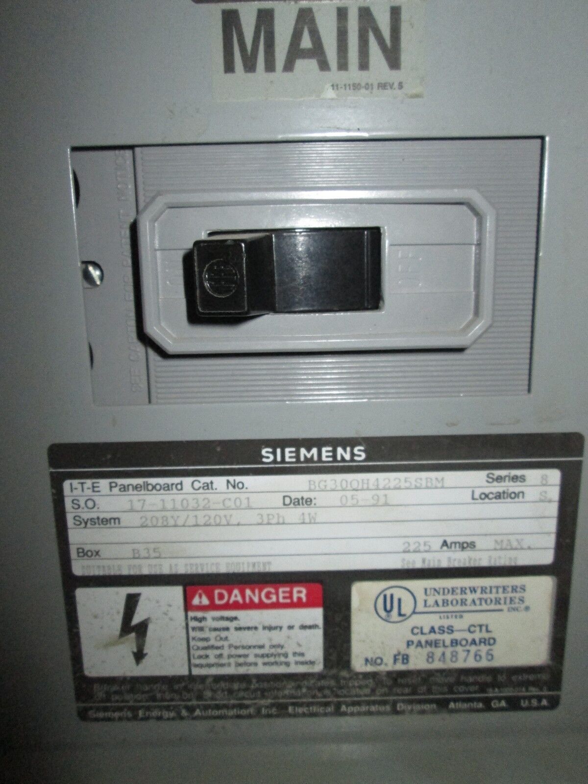 Siemens Main Breaker Panel BG30QH4225SBM 225A Main 208Y/120V 3Ph 4W 30-Slot Used