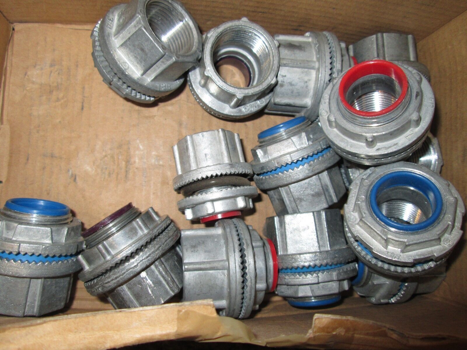 Misc Brands 3/4" Manchon Hub *Lot of 12* New Surplus