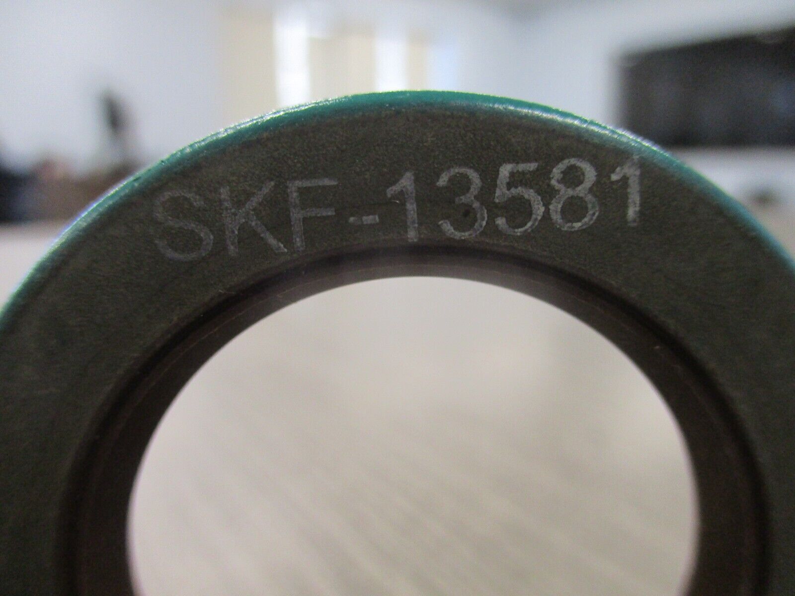 SKF Oil Seal 13581 New Surplus