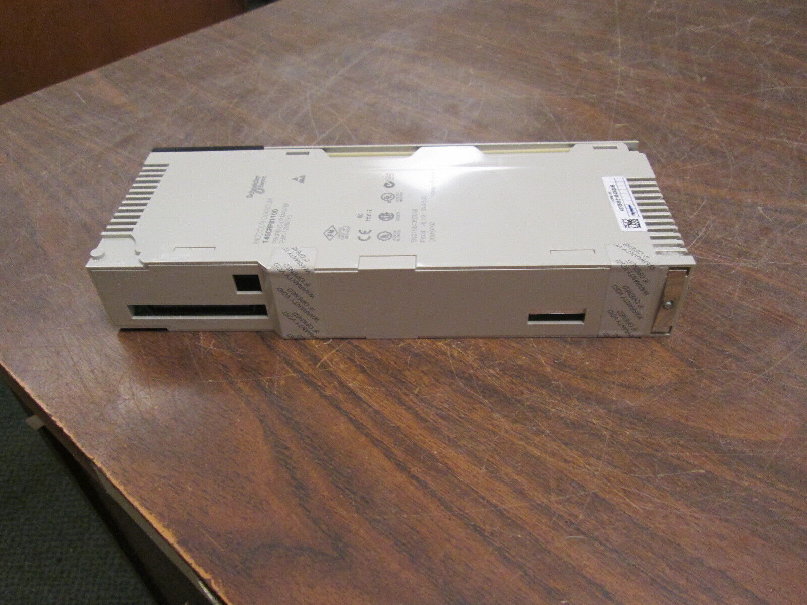 Schneider Electric Modicon Quantum Profibus-DP Master Module 140CRP81100 Used