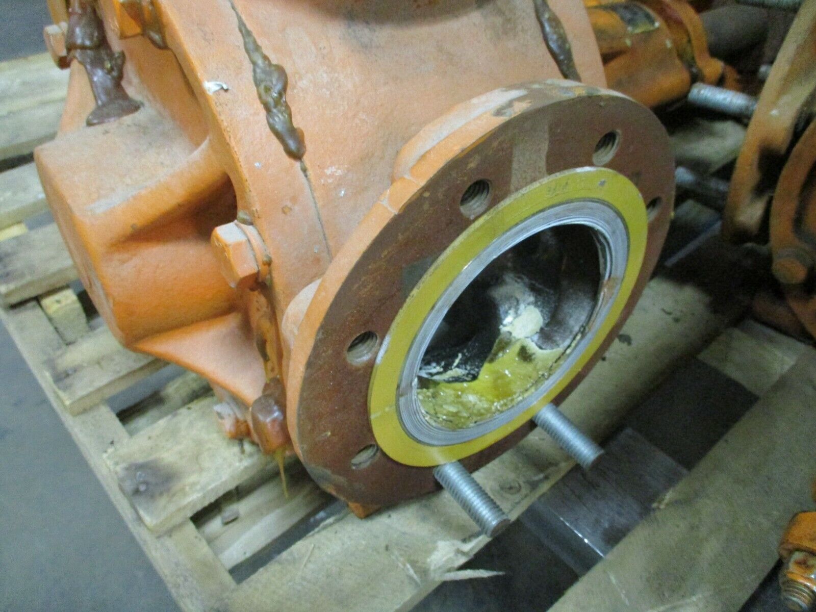 Tri-Rotor Solid Head Pump 220TSM 58-240GPM 125PSI 125-520RPM Used