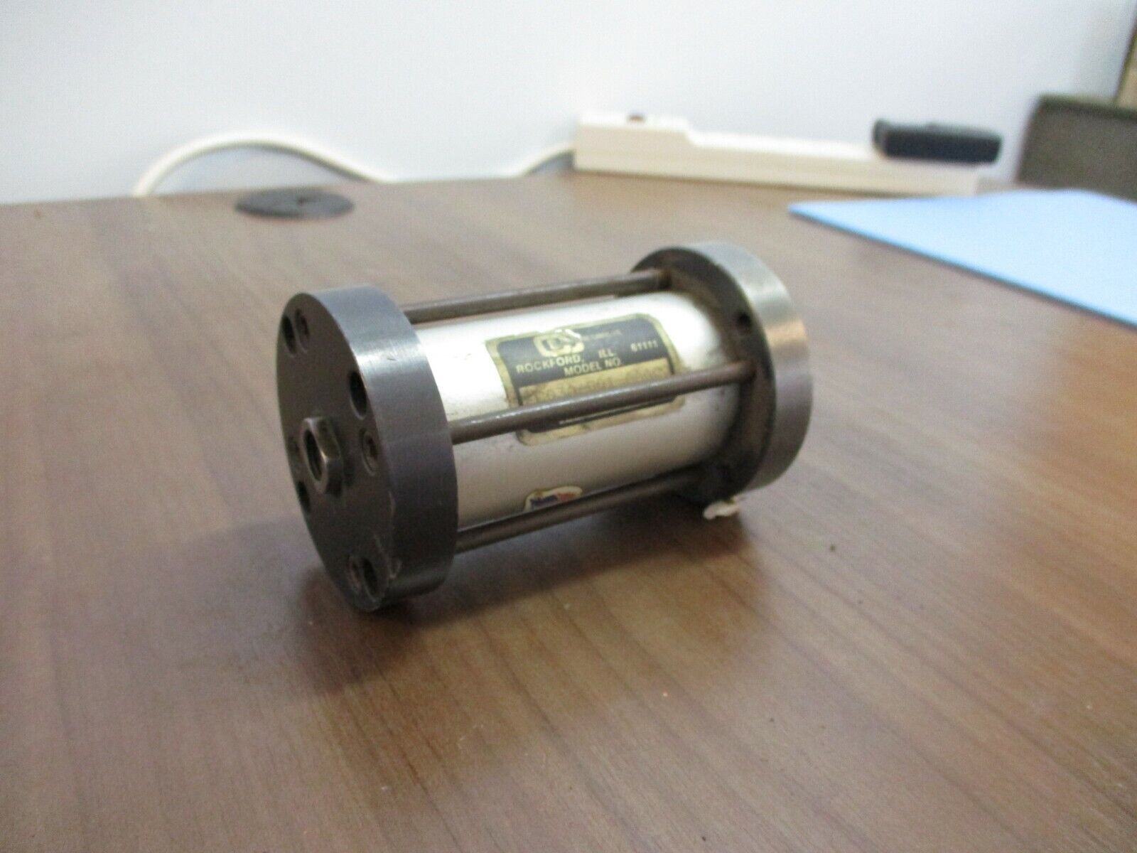 O&D Manufacturing Pneumatic Cylinder FC03A-D01-AAA00 Used
