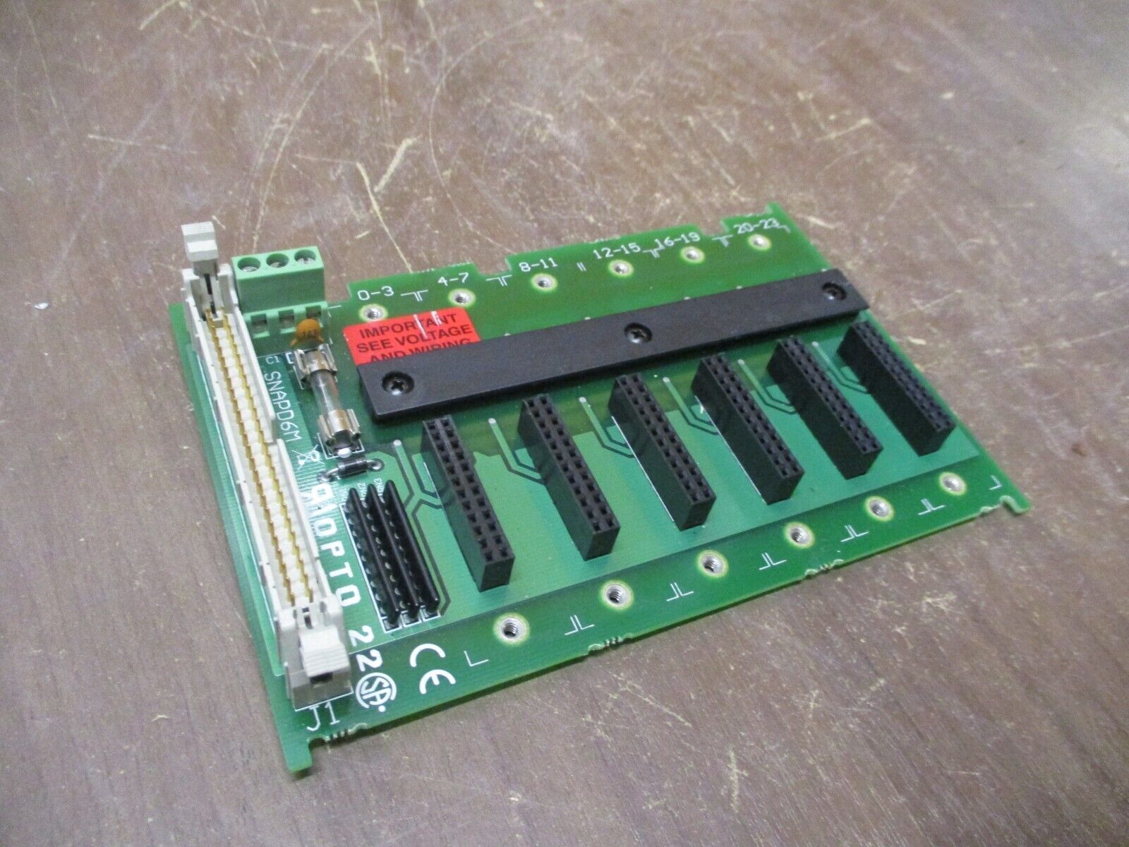 Opto 22 6-Module Rack SNAPD6M Used