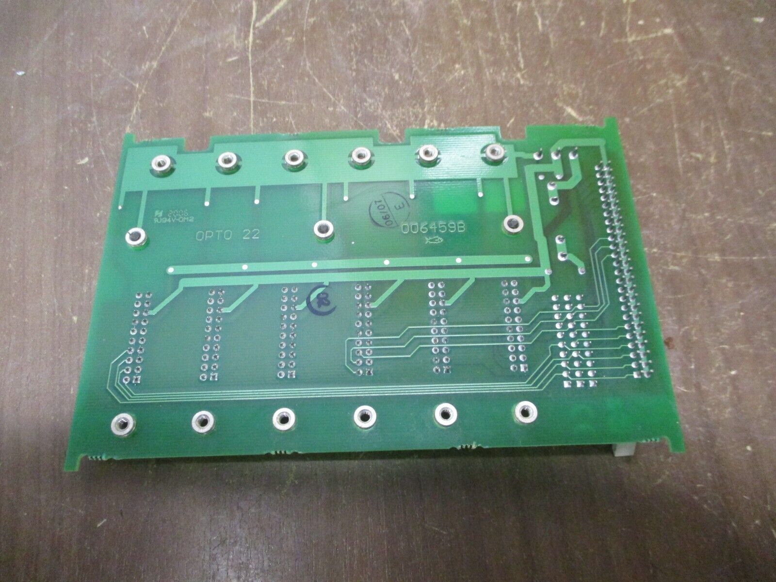 Opto 22 6-Module Rack SNAPD6M Used