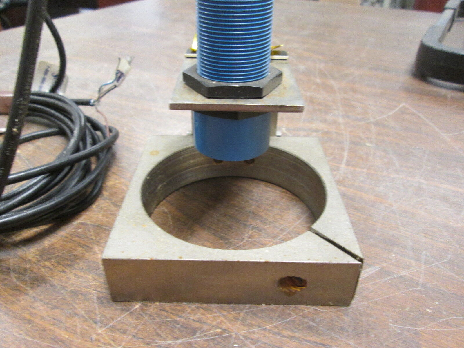 Hyde Park Ultrasonic Proximity Sensor SM956A-133695 15-24VDC 70mA Used