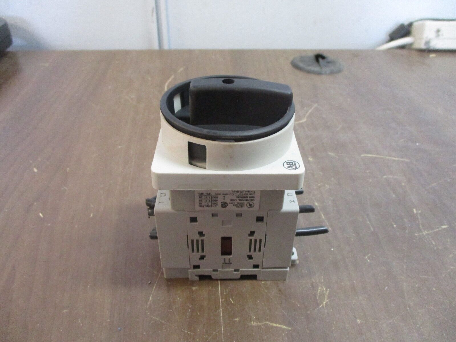 Allen-Bradley Disconnect Switch 194E-A40-1753 Ser. B 40A 600V Used