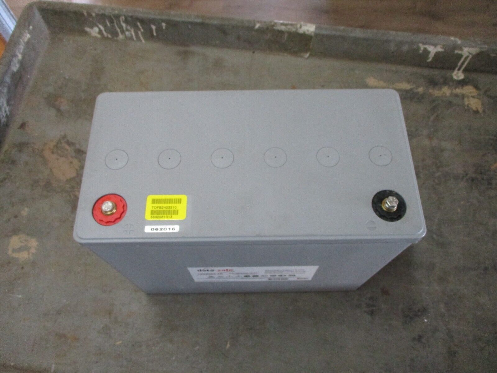 Enersys Data-Safe HX Lead-Acid Battery 12HX505-FR 12V 506W/Cell 15min Used