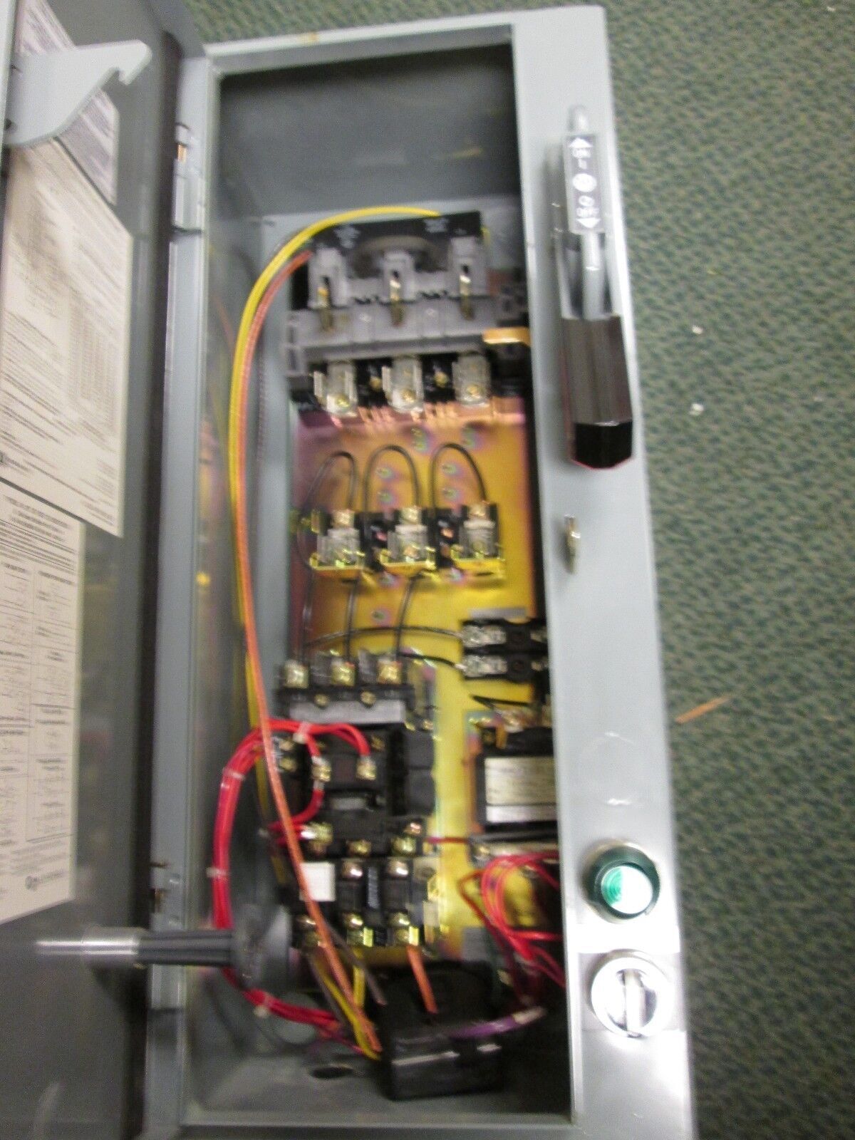 Allen-Bradley Fusible Combination 509-AOD Size 0 120V Coil Nema 1 Enclosure Used