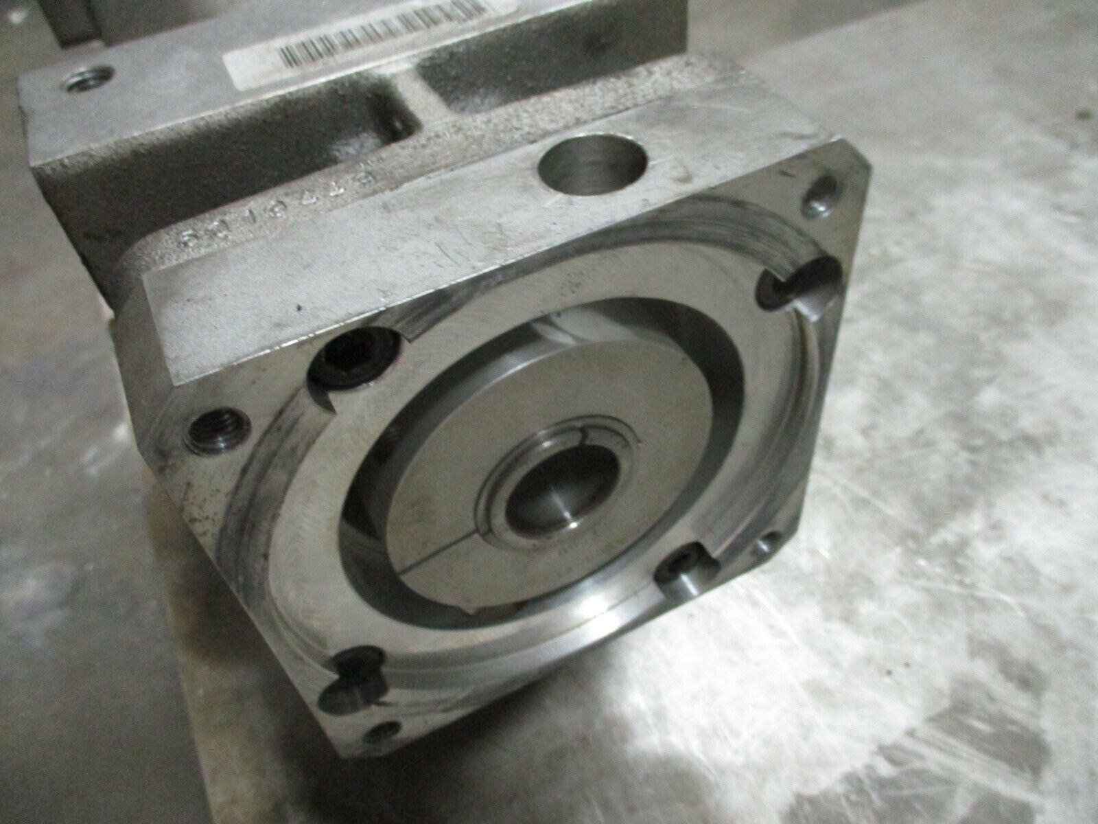 Wittenstein Gear Reducer VDH 080-MF1-40-051-0E1 Ratio: 40 Used