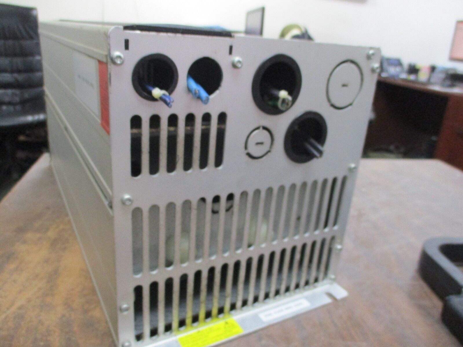 Danfoss VLT 6000 AC Drive 175Z7366 20HP 3P Used