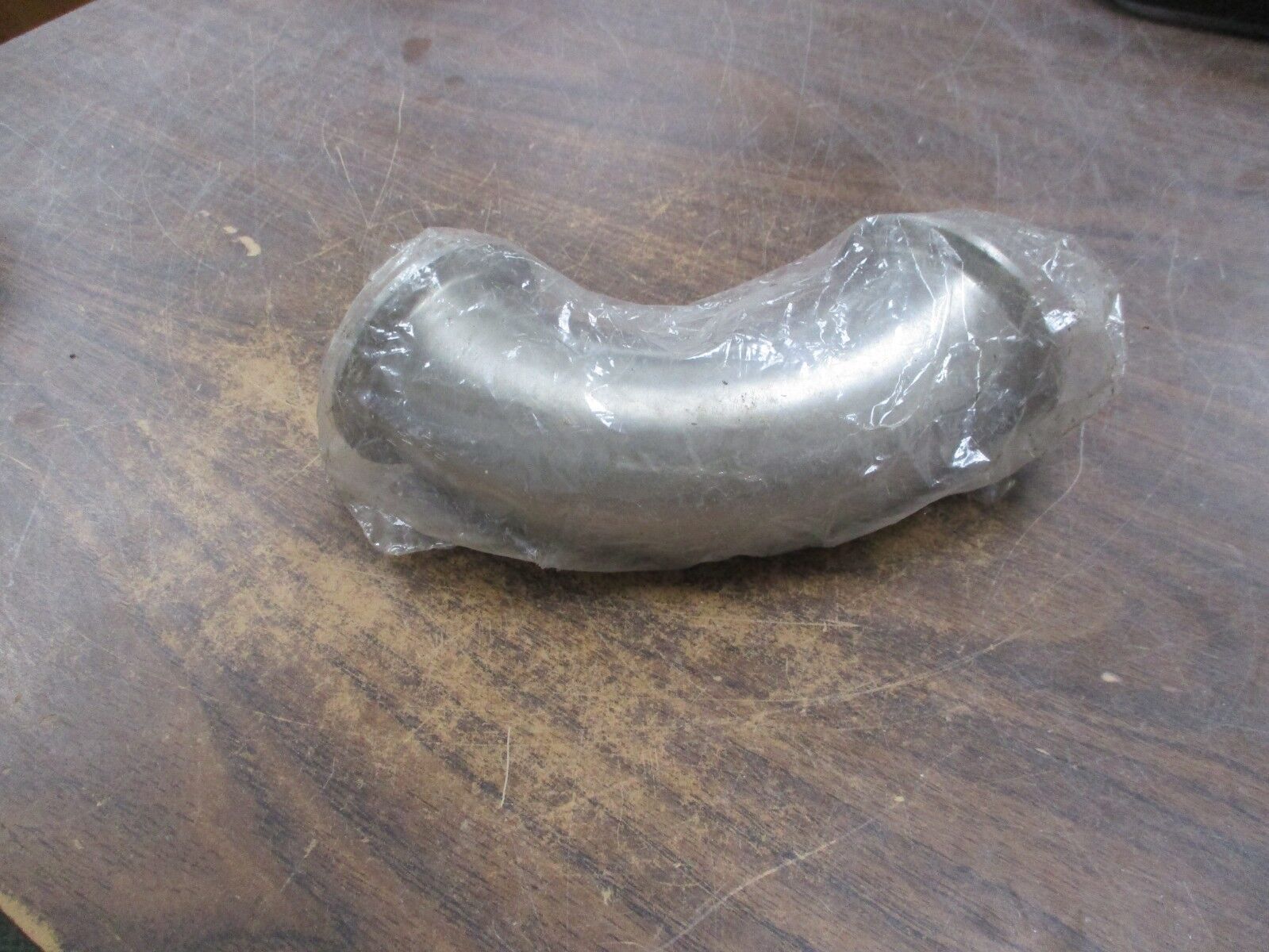 Misc. Brand Stainless Steel 90° Elbow EG2C-6L2.0 Size: 2" New Surplus