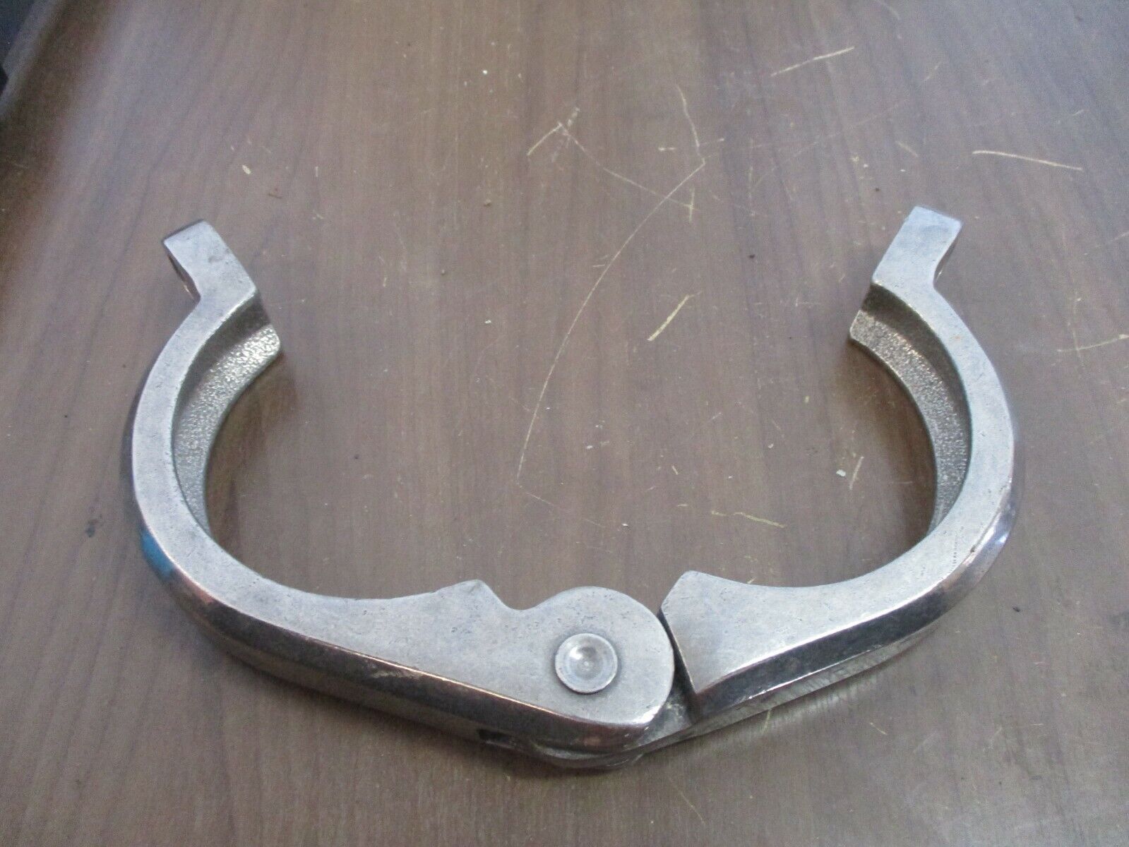 Misc. Brand Hinged Split-Ring Clamp Size: 4" Stainless *No Bolt* Used