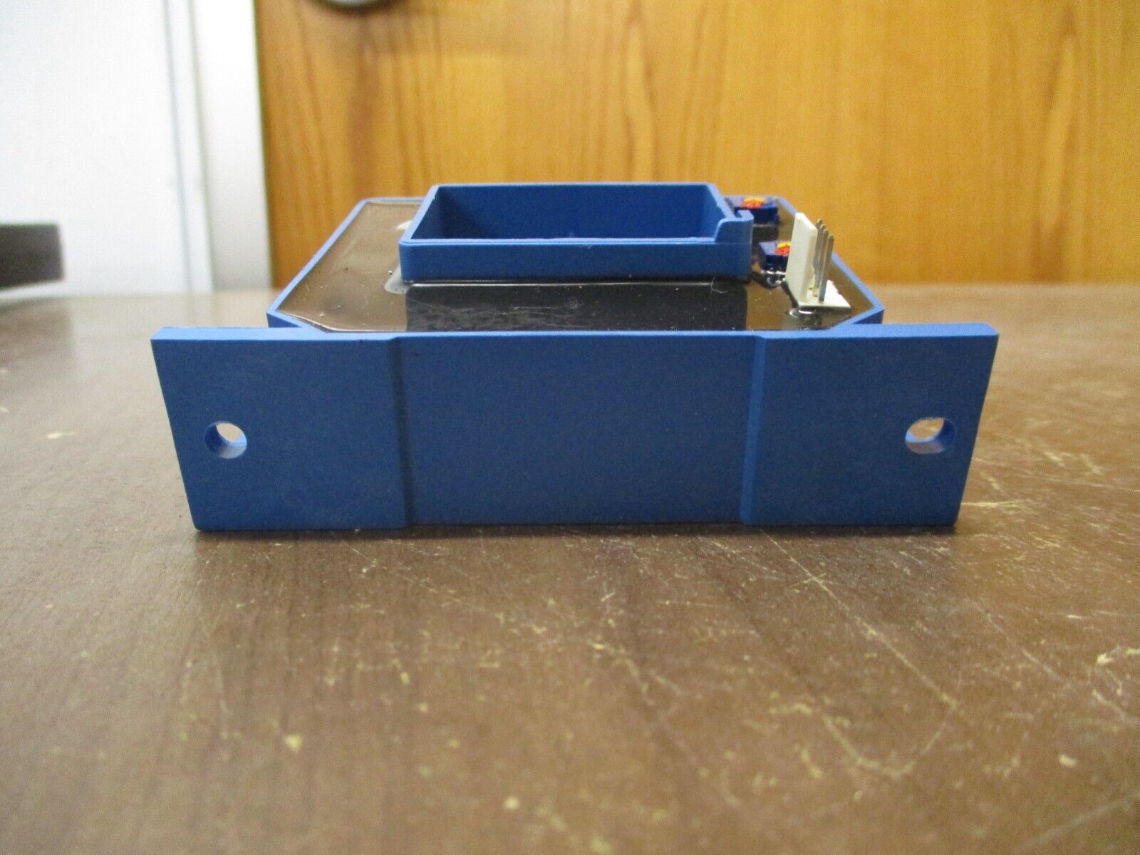 LEM Current Transducer HAT 1000-S Used
