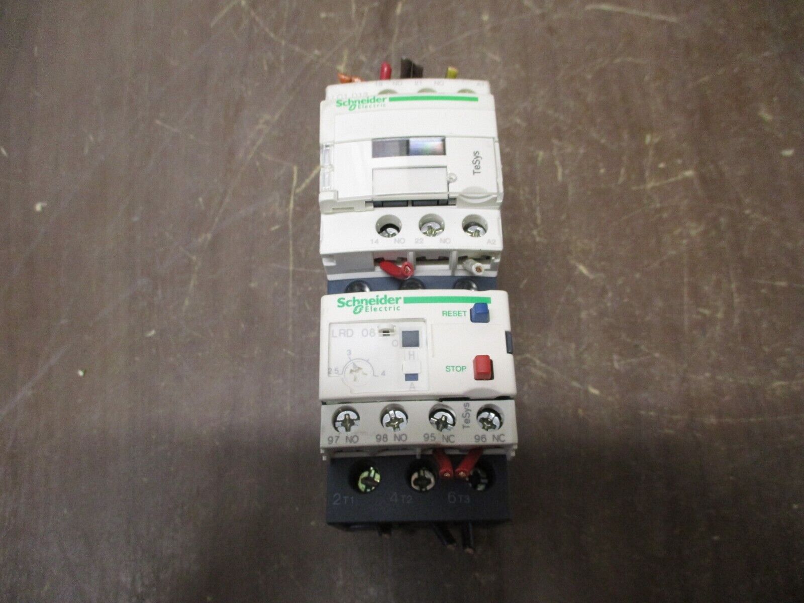 Schneider Electric Starter LC1 D12 / LRD 08 120V Coil 25A 600V Trip:2.5-4A Used