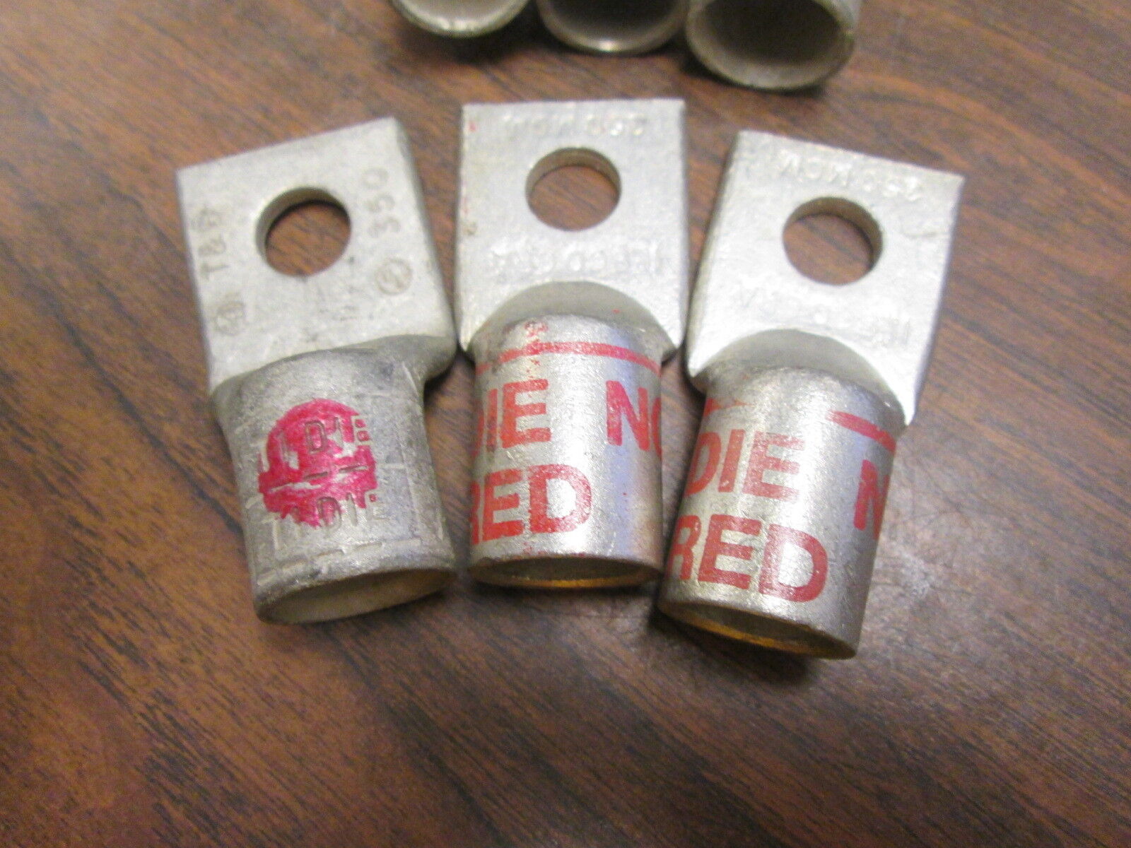 Generic/Unbranded Crimp Lug 350MCM *Lot of 6* New Surplus