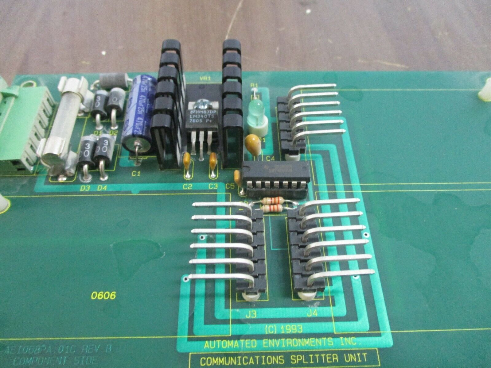 Automated Environments Inc. Communications Splitter Unit AEI068PA.01C Rev. B