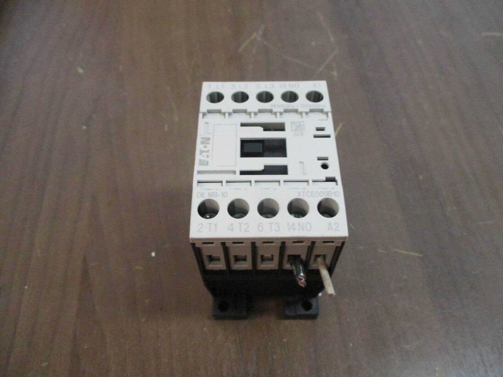 Eaton Contactor XTCE009B10 120V Coil Used