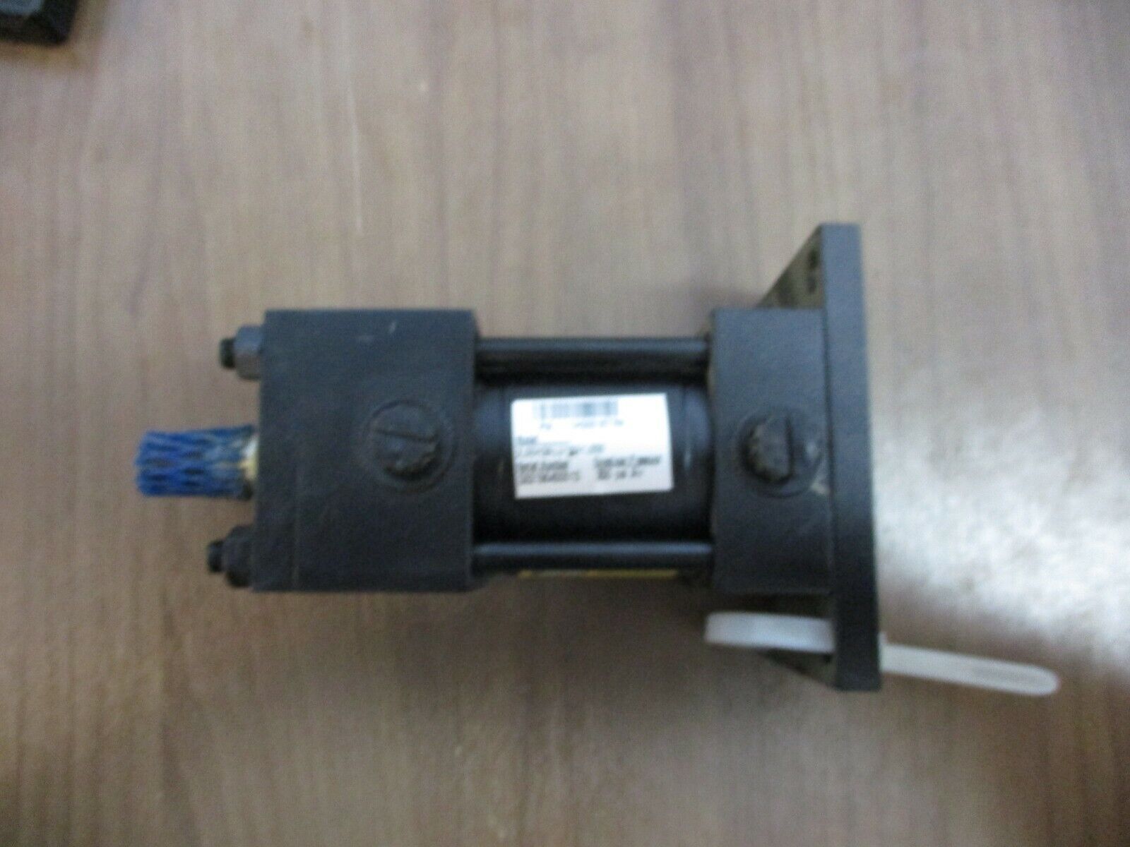 Parker Air Cylinder 2.00H2ALU18A1.000 250 PSI Used