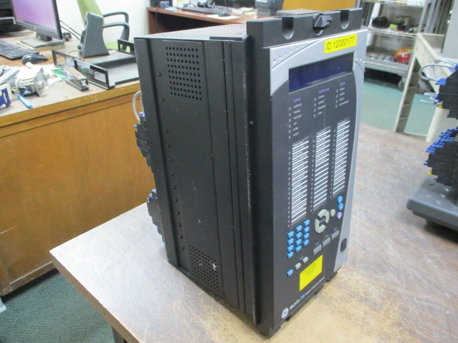 GE Multilin UR Series F60 Feeder Management Relay F60N03VKHF8GH6DM6CP5A Used