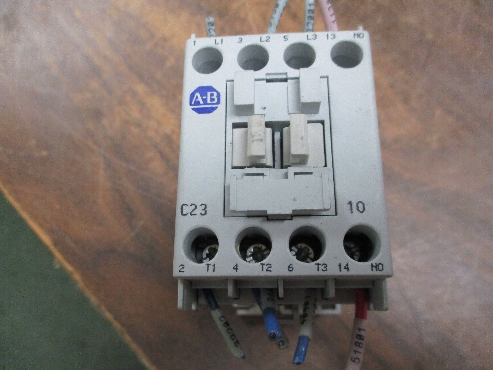 Allen-Bradley Contactor 100-C23Z*10 24VDC Coil 30A 600V Used