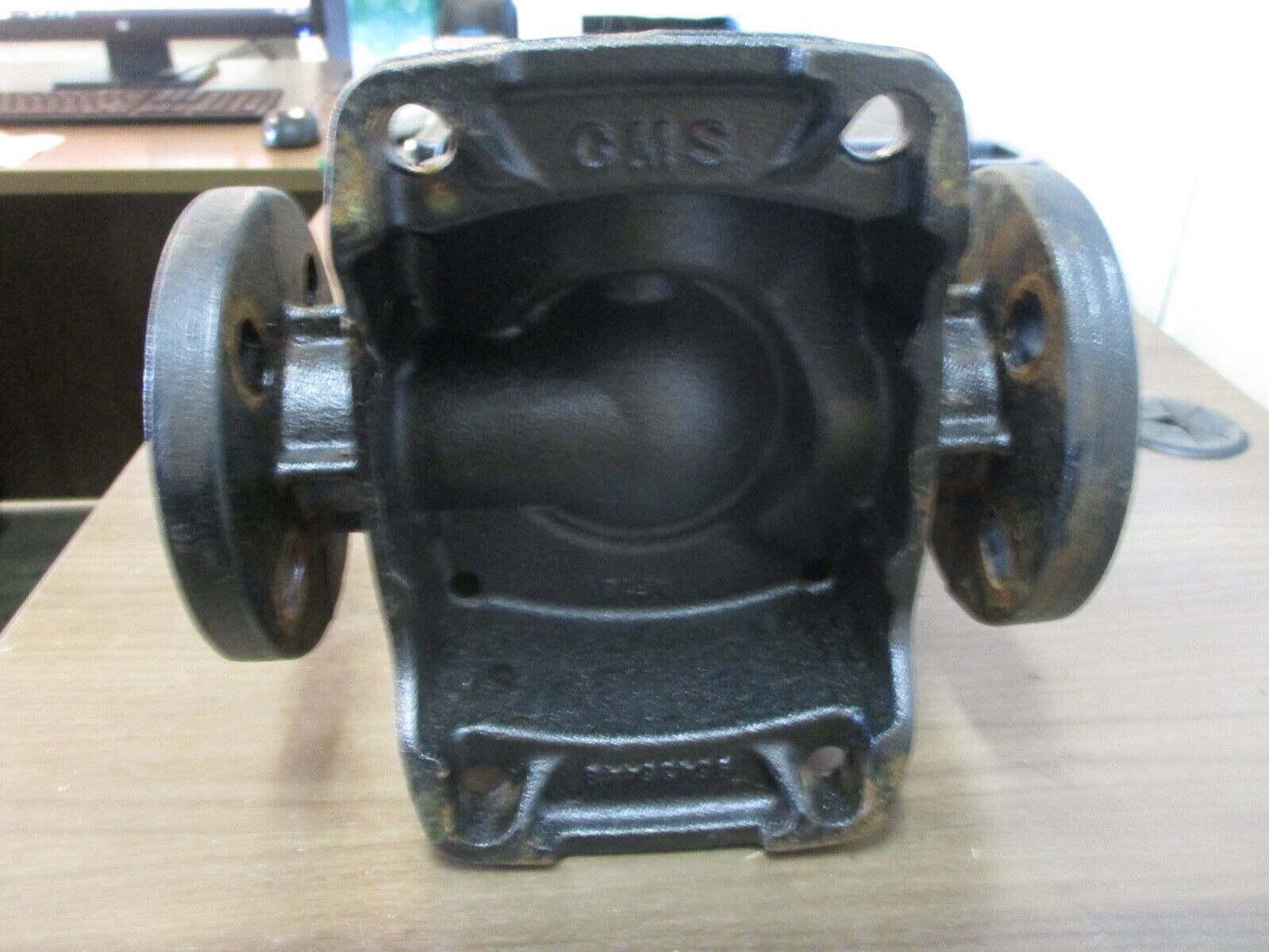 Grundfos Type CR3-& A-FGJ-A-E-HQQE Pump A96083210P114340315 1.5HP 3600RPM Used