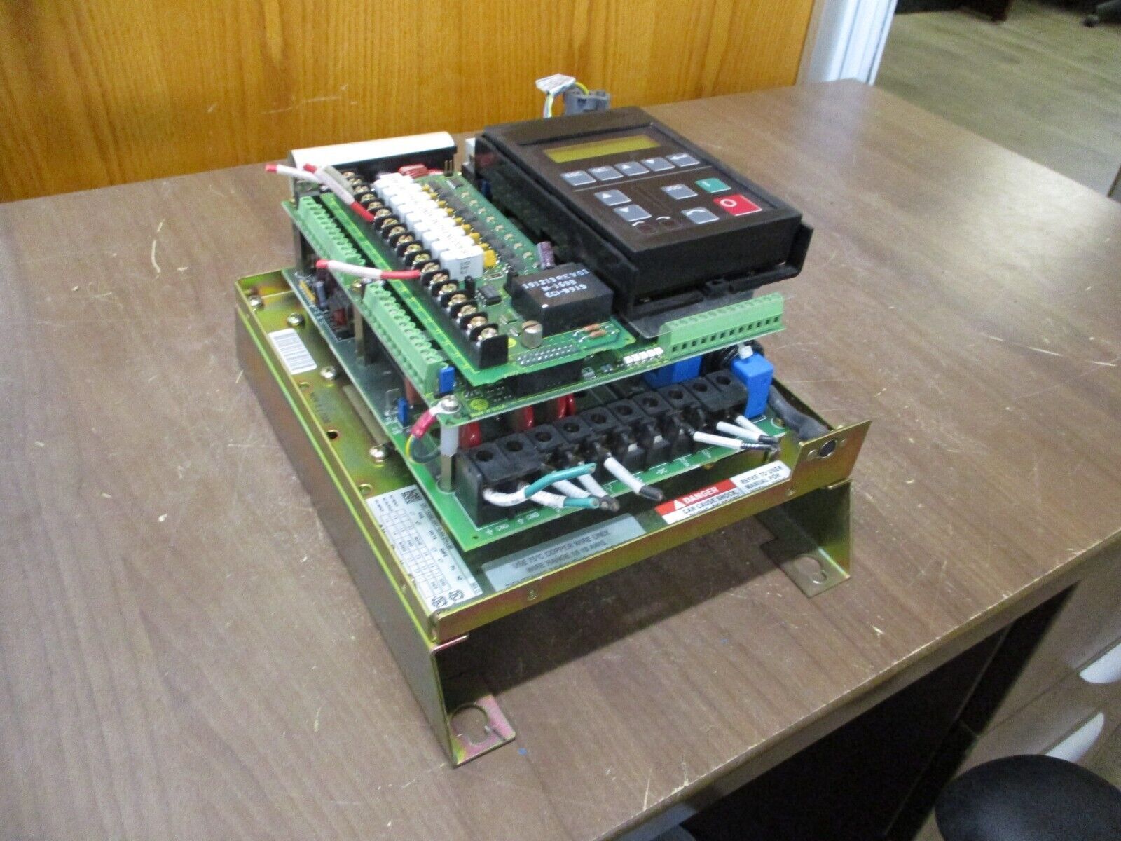 Allen-Bradley AC Drive 1336E-BRF10-AN-EN-L9E Ser. D 1HP w/ Keypad *Open Chassis*