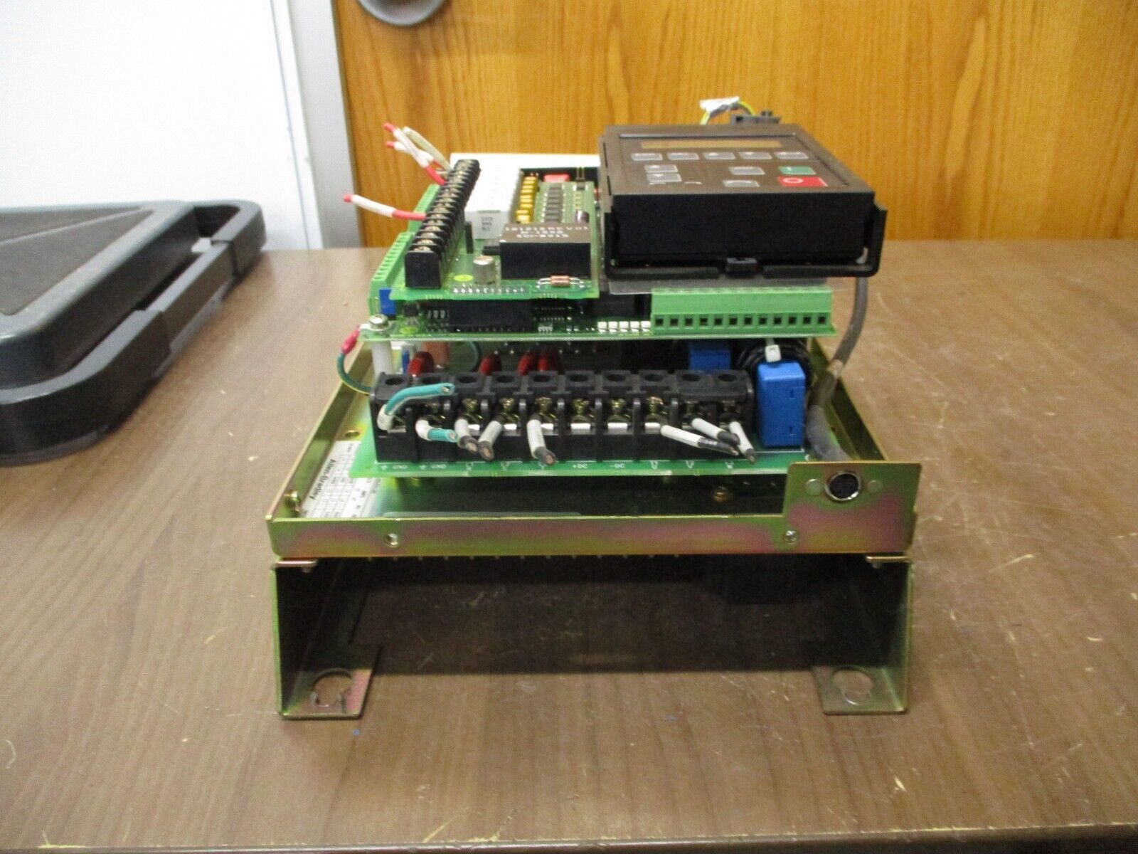 Allen-Bradley AC Drive 1336E-BRF10-AN-EN-L9E Ser. D 1HP w/ Keypad *Open Chassis*