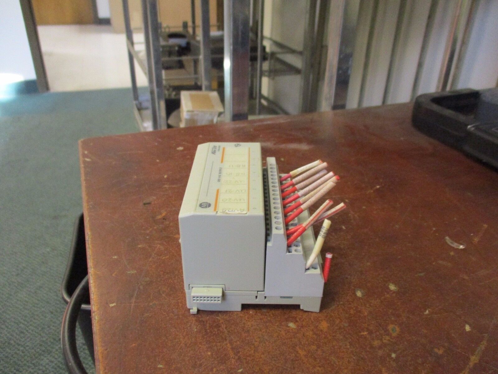 Allen-Bradley Flex I/O Input Module 1794-OA8 120VAC Used