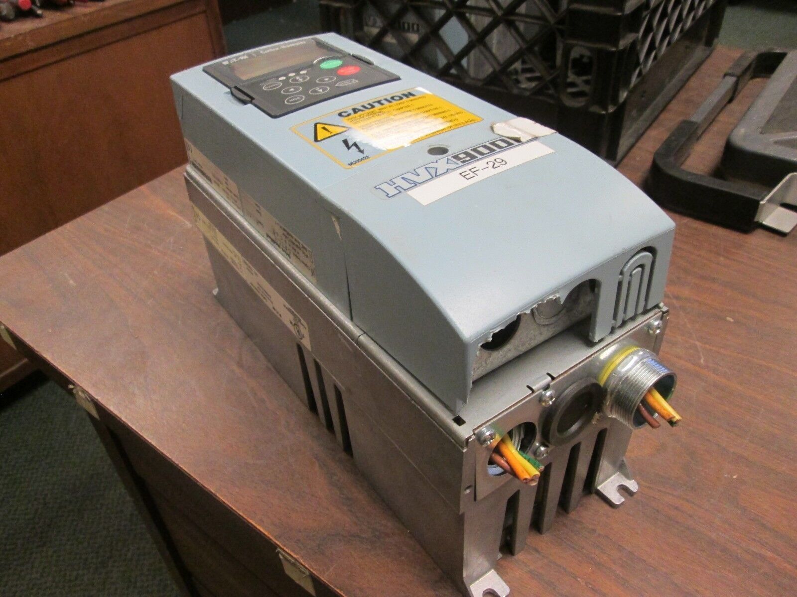 Cutler-Hammer HVX9000 AC Drive HVX005A1-4A1B1C4 5HP 3Ph Used