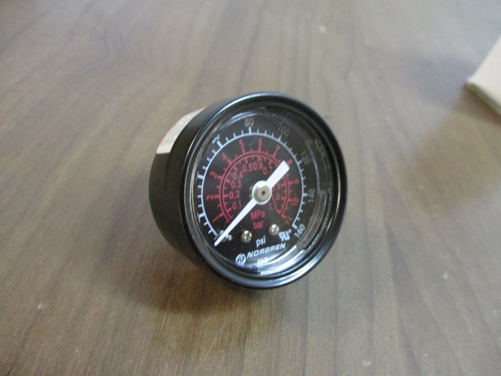 Norgren Pressure Gauge 18-013-212 New Surplus