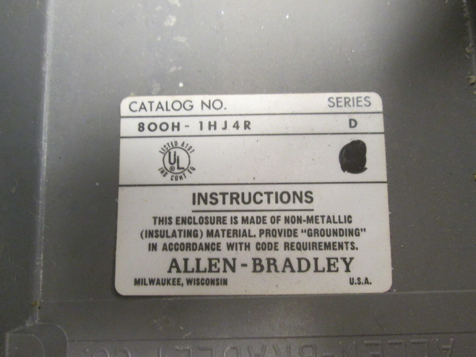 Allen-Bradley Push Button Station 800H-1HJ4R 1-Position w/ Push Button Used