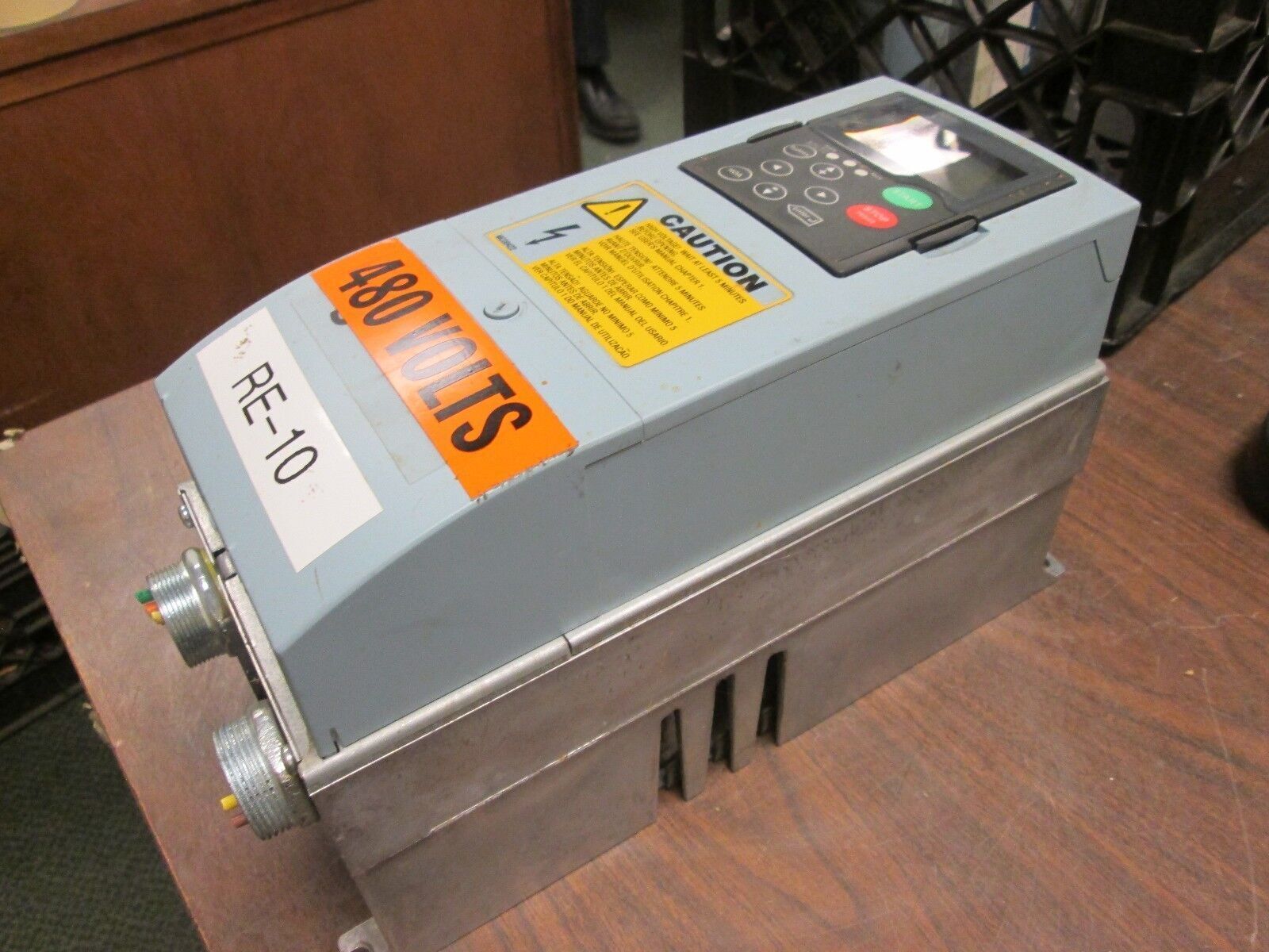 Johnson Controls VS Series AC Drive VS003410A-L0000 3HP 3Ph Used