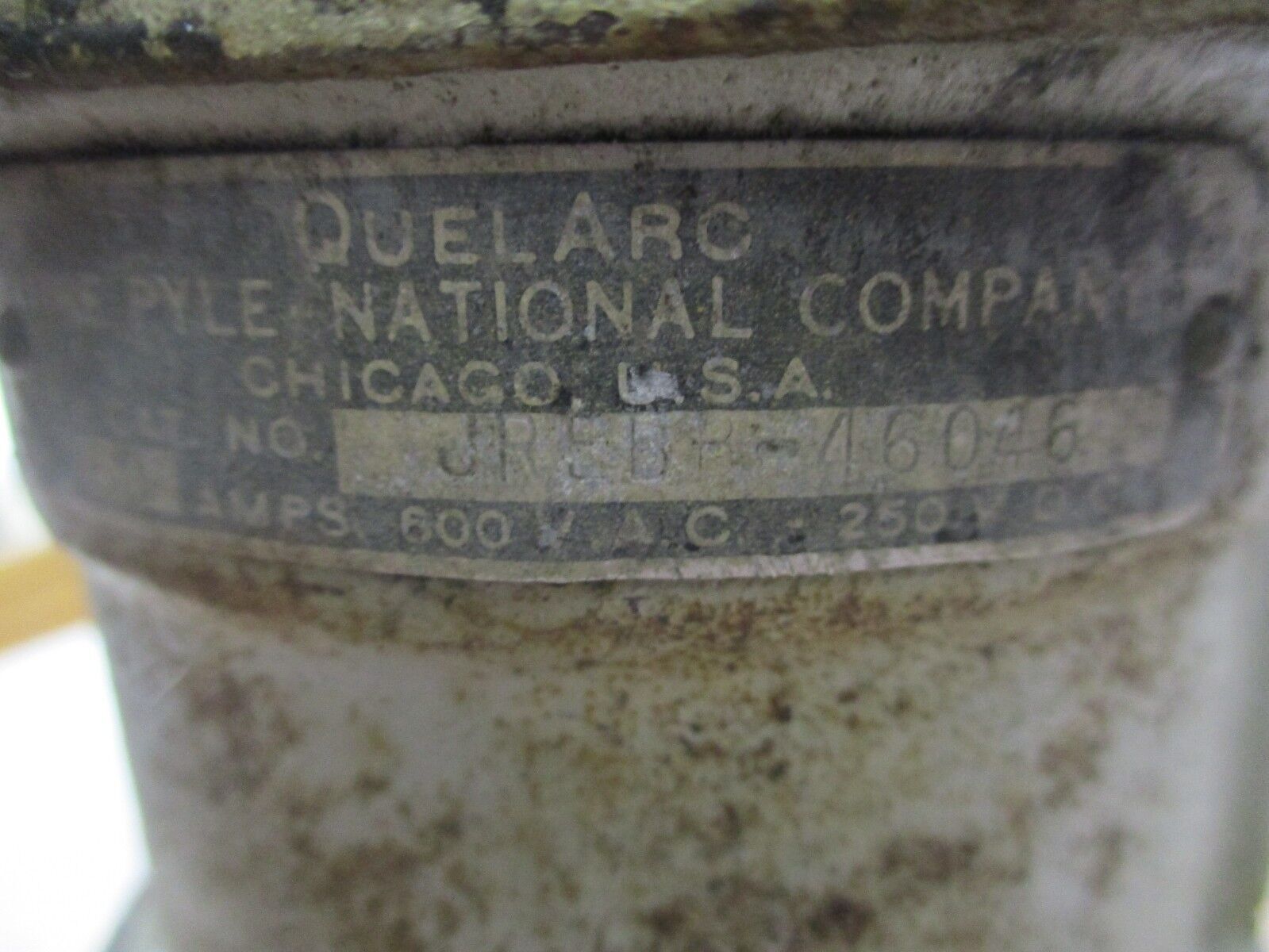 Pyle-National QuelArc Receptacle w/ Base JREBB-46046 60A 600V Used