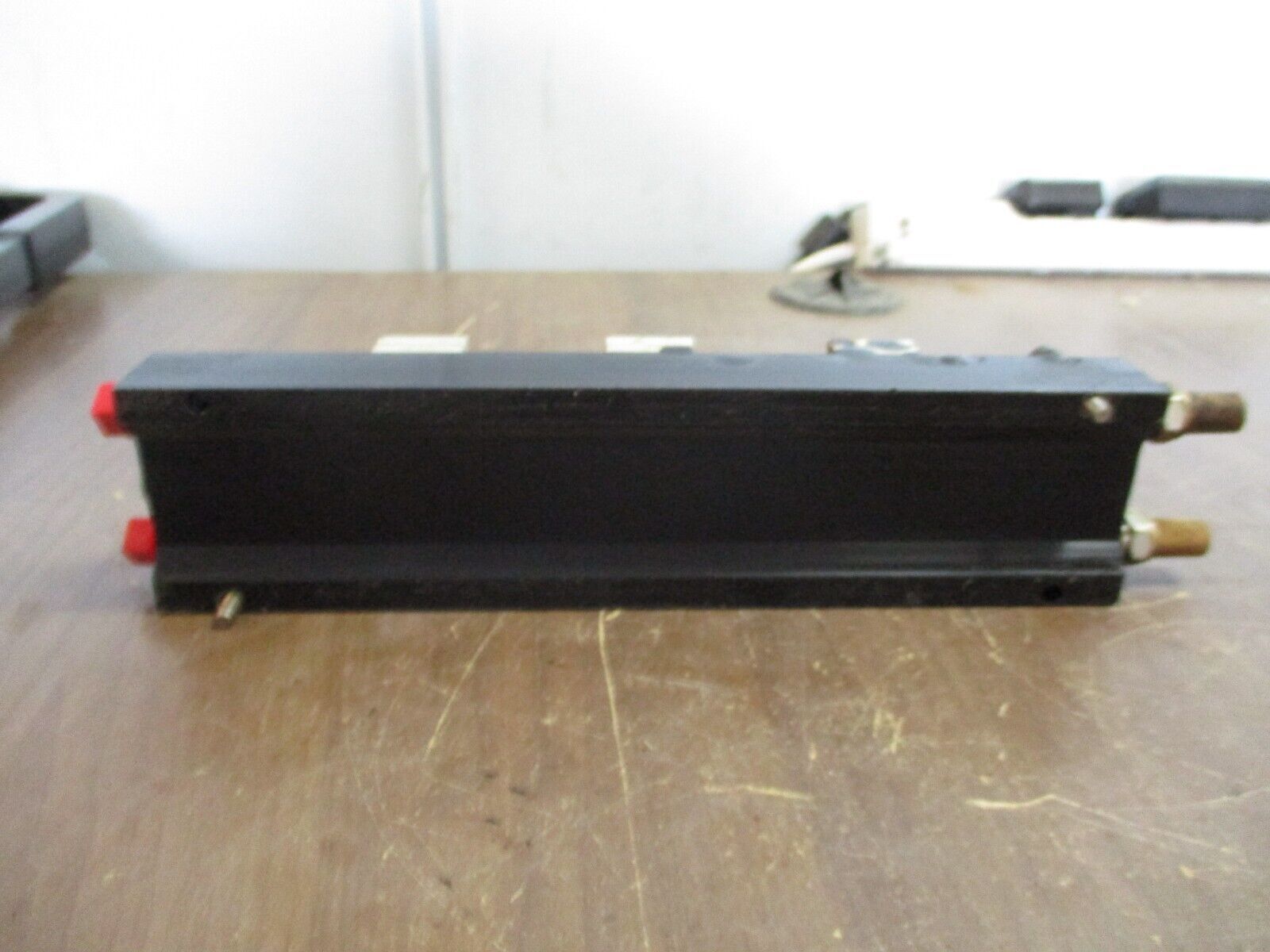 Numatics Air Valve Manifold 7-Slot Used