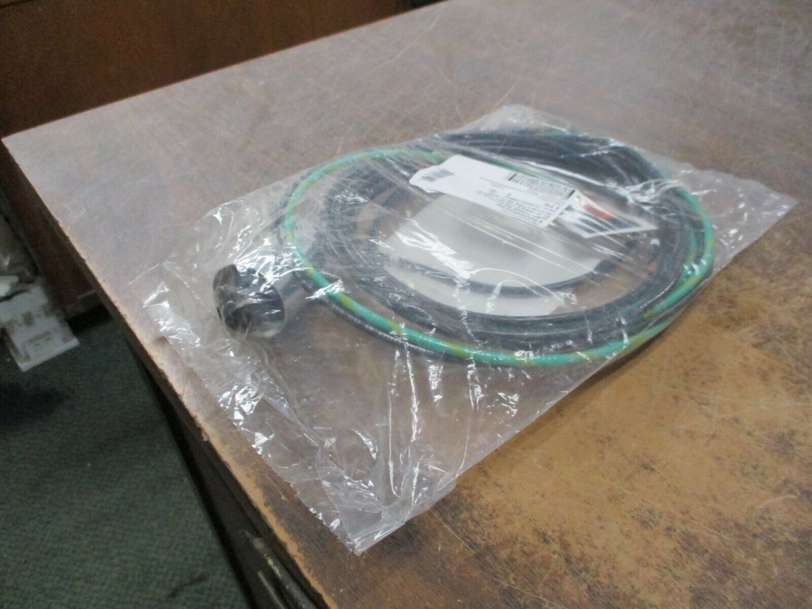 Brad Power AC Receptacle 1300660230 CAT#: CR4000A76M020 4-Pole New Surplus