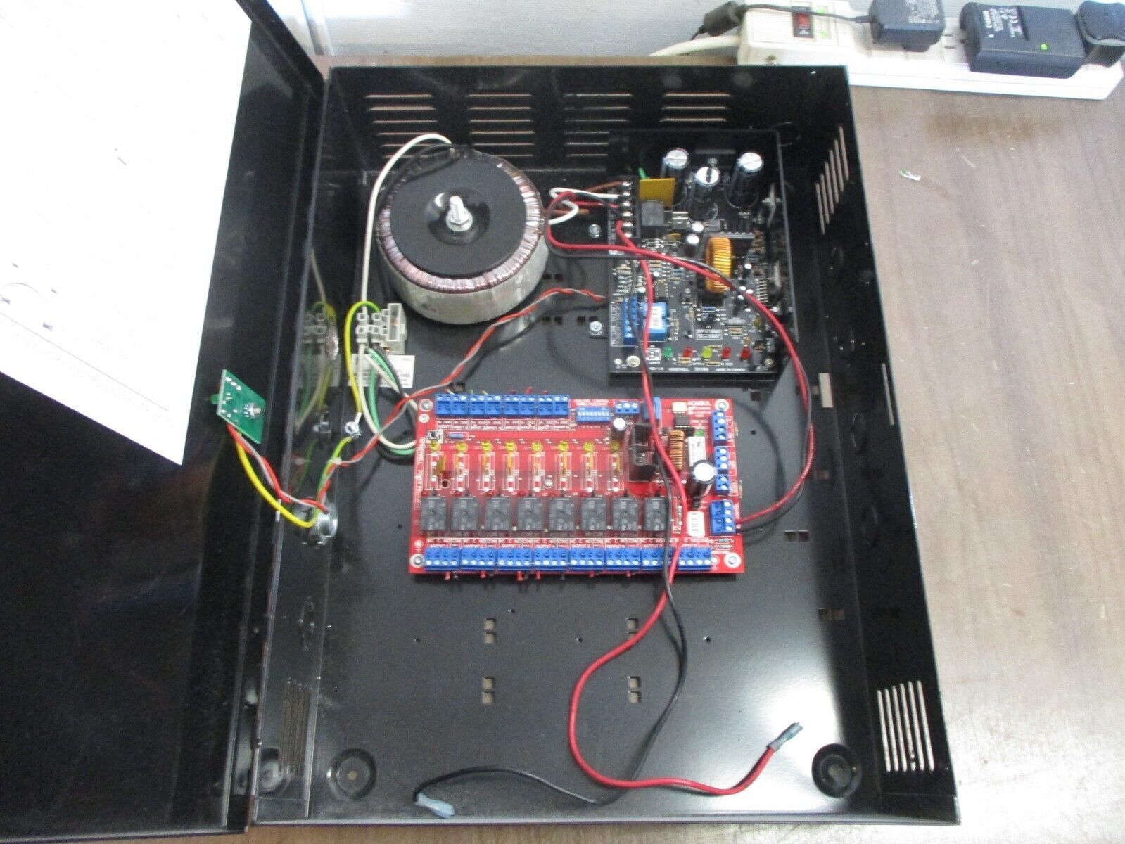 Honeywell Power Supply HP600ULACM8 12/24VDC Used