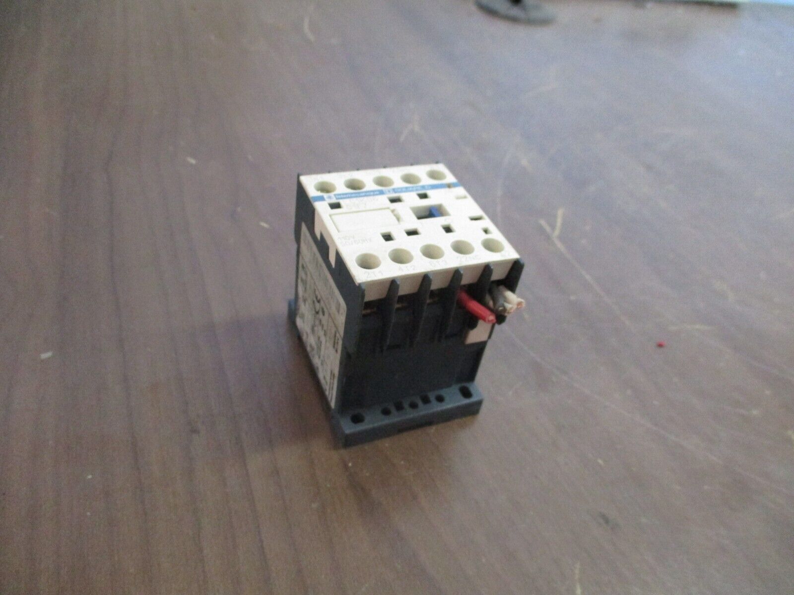 Square D Contactor LC1K06 01F7 110V Coil Used