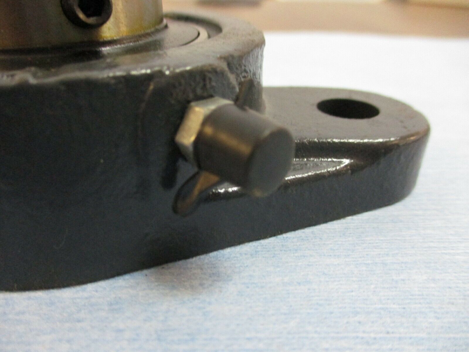 HLU Flanged Bearing FL205 Used