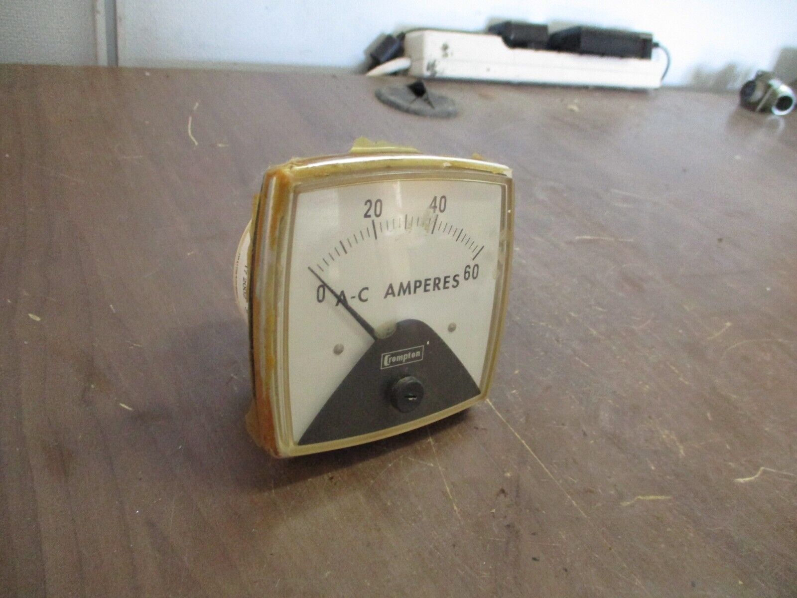 Crompton / Process Measurement AC Ammeter 016-02AAHFNW Range: 0-60A Used