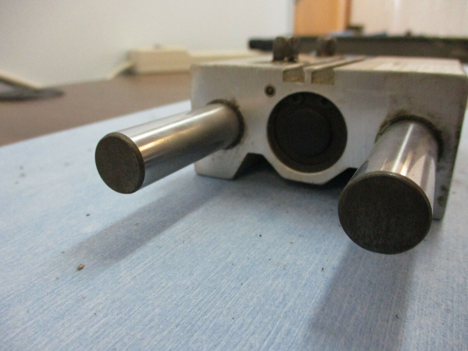 Parker Short Stroke Thruster P5T-J025SHSB050 145 PSI Used
