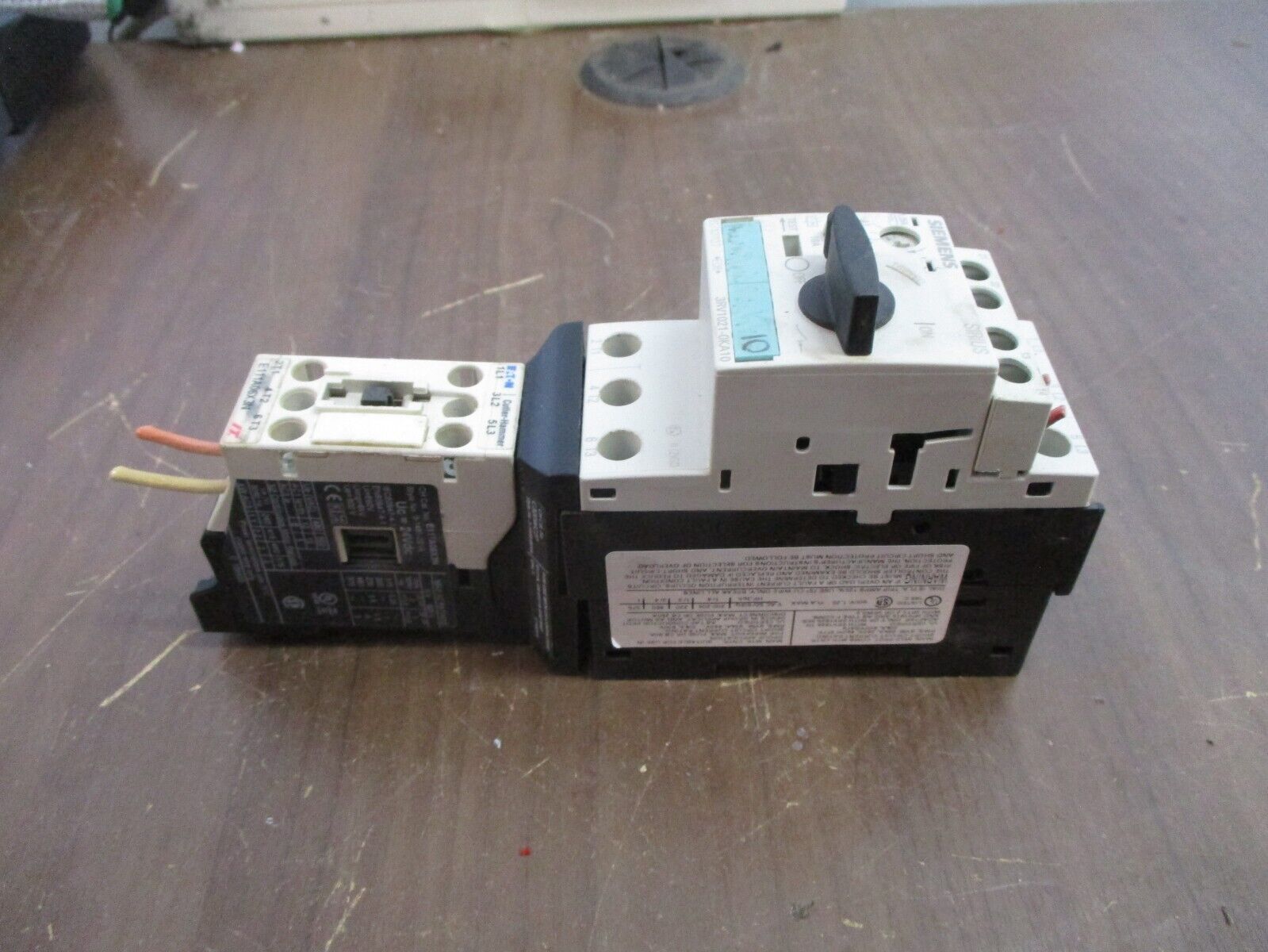 Eaton / Siemens Starter E111A06X3N / 3RV1021-0KA10 24VDC Coil Trip: 0.9-1.25A