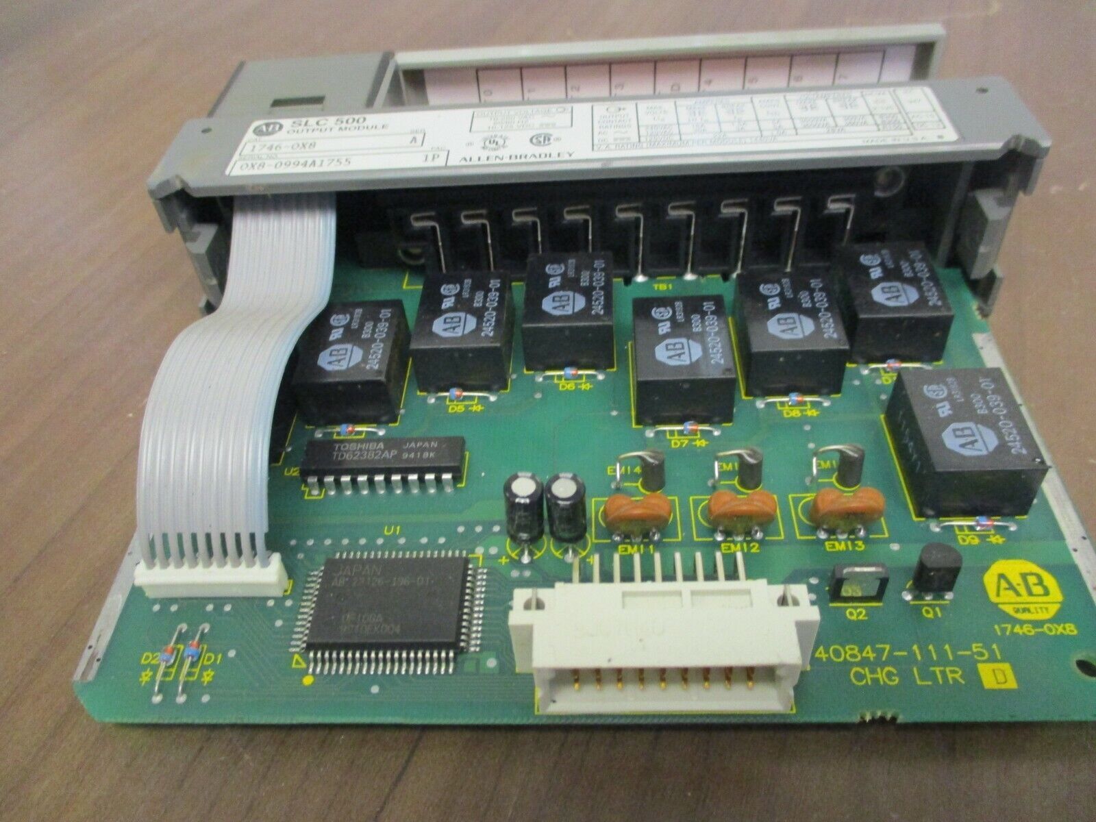 Allen-Bradley SLC 500 Output Module 1746-OX8 Ser A 10-250VAC/10-125VDC Output