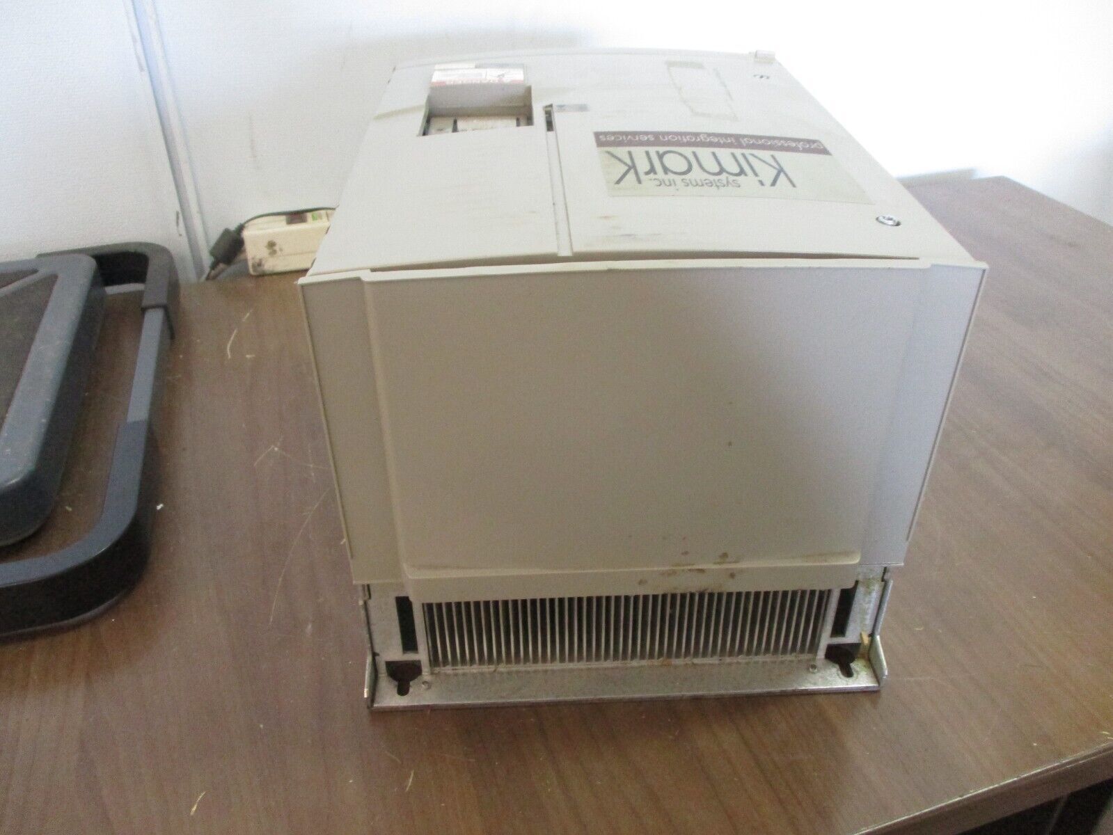 Square D Altivar 58 AC Drive ATV58HD16N4ZU 15HP *No Keypad* Used