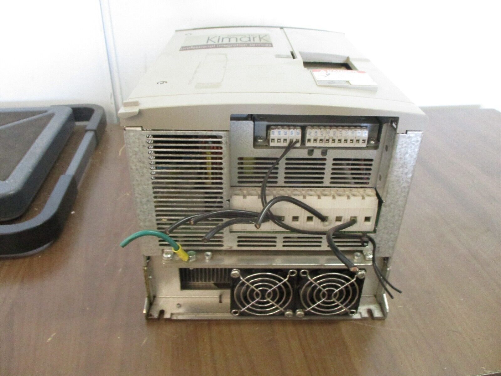 Square D Altivar 58 AC Drive ATV58HD16N4ZU 15HP *No Keypad* Used