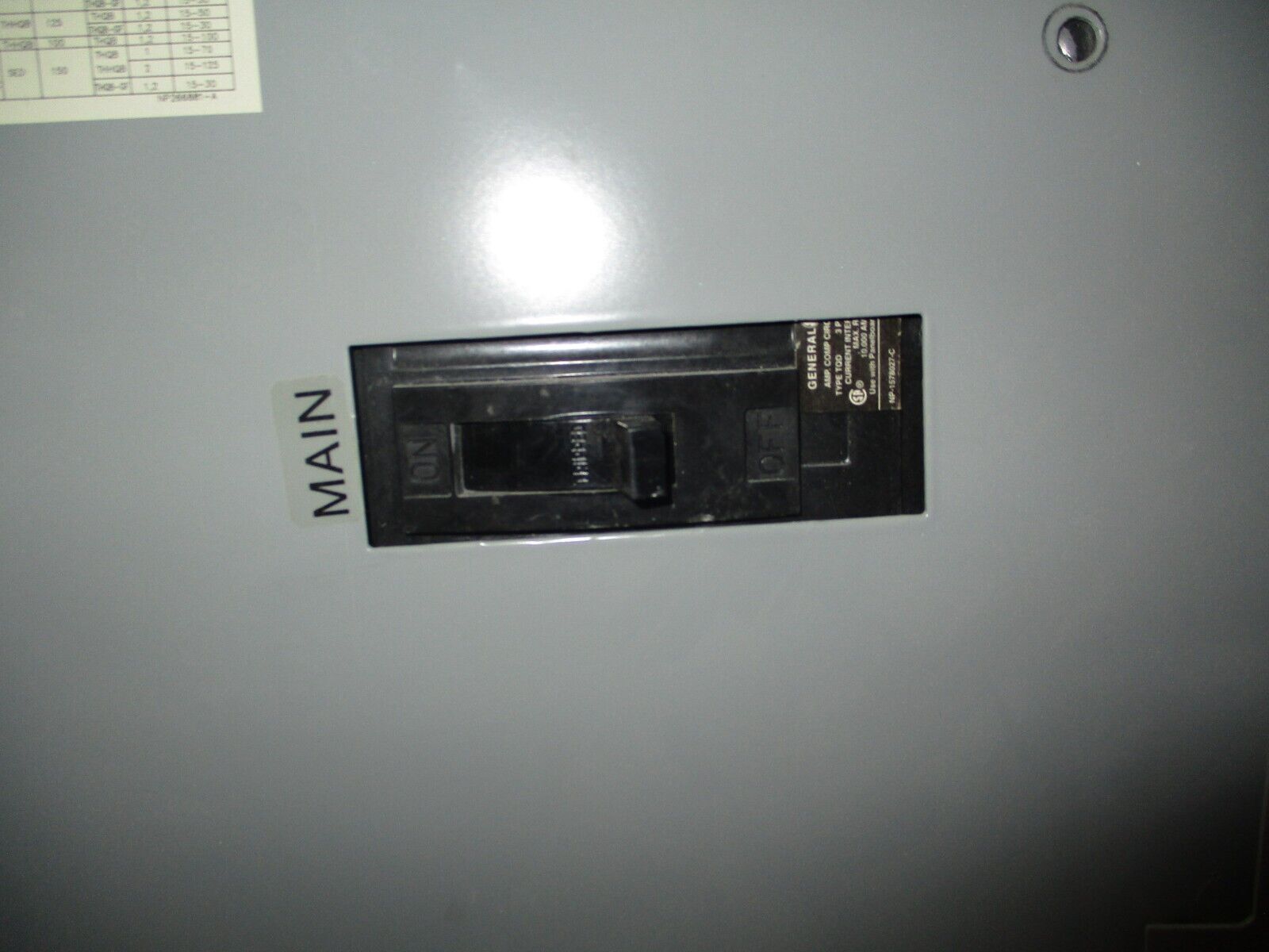 GE Main Breaker Circuit Breaker Panel AQF3422ATX 225A Max, 125A Main 208Y/120V