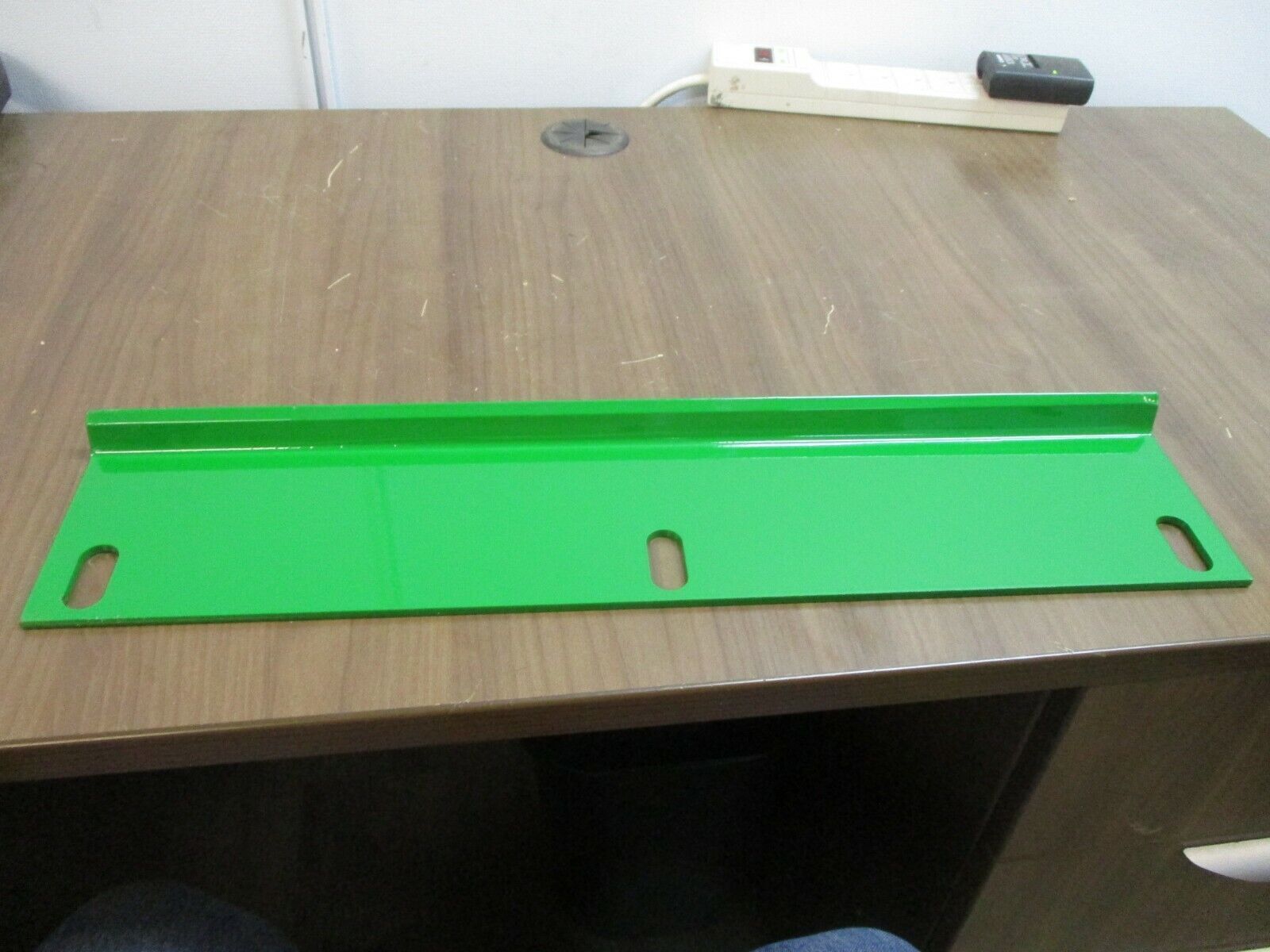 John Deere Angle / Roller Cleaner E48802 New Surplus