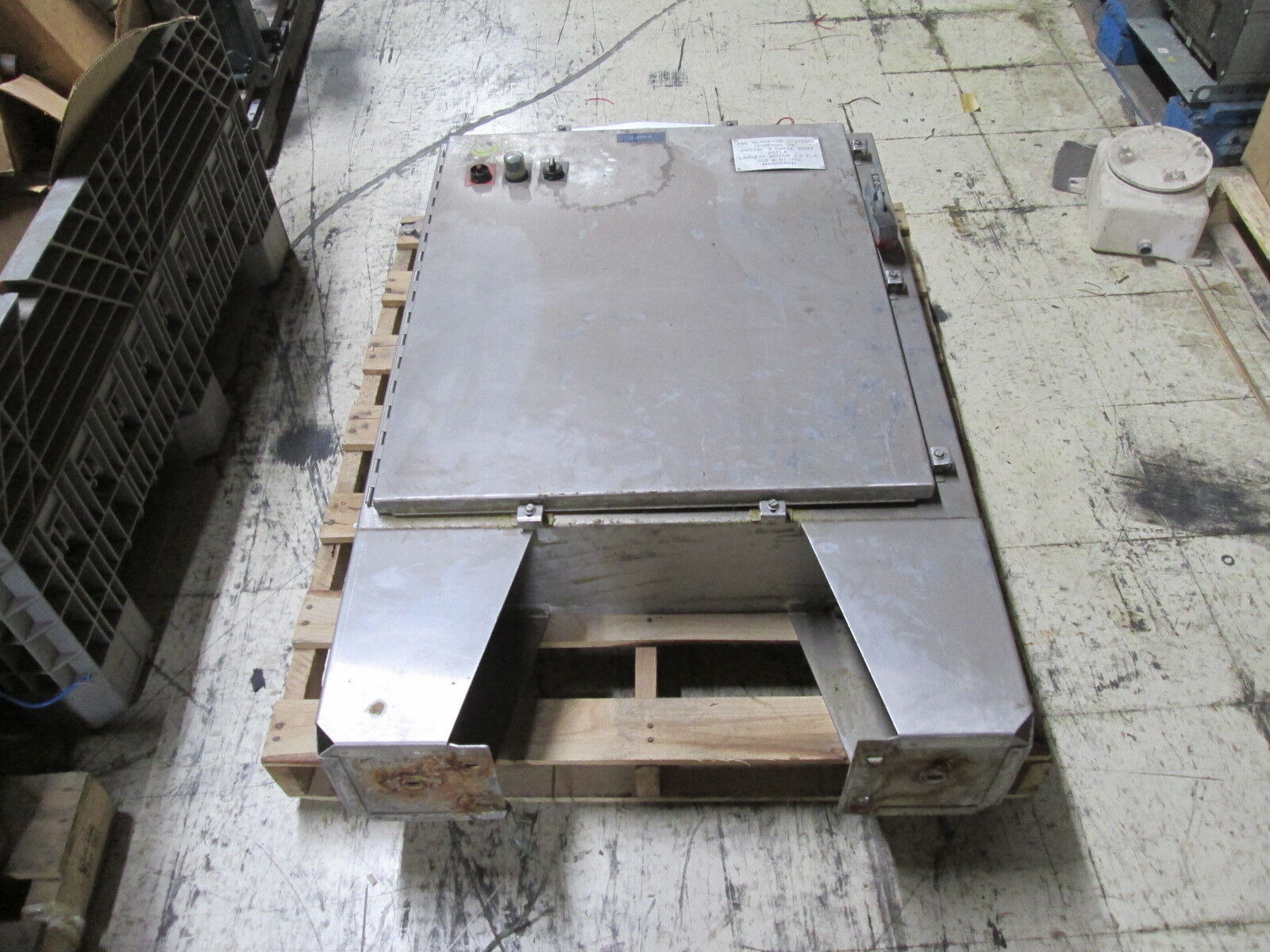 Hoffman Stainless Steel 4X Enclosure A-36HS3108SSLP Size: 36x31x8" w/ Pedestal