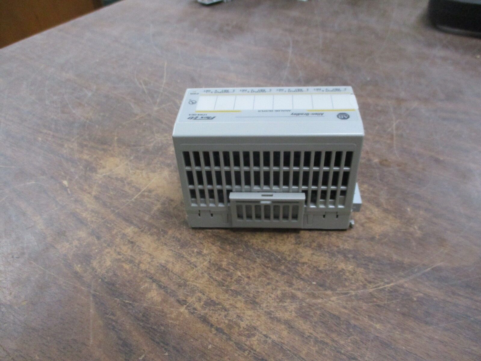 Allen-Bradley Analog Output 1794-OE4 Used